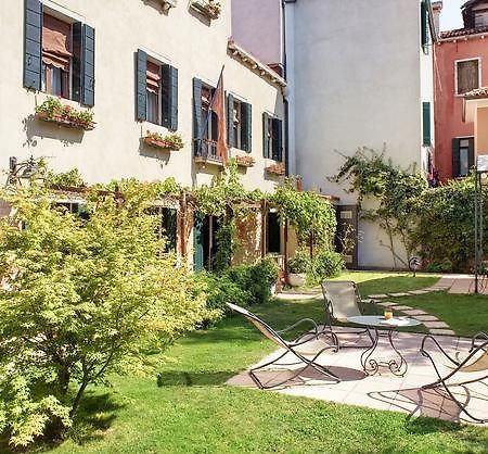 Bed and Breakfast Casa Rezzonico Venedig Exterior foto