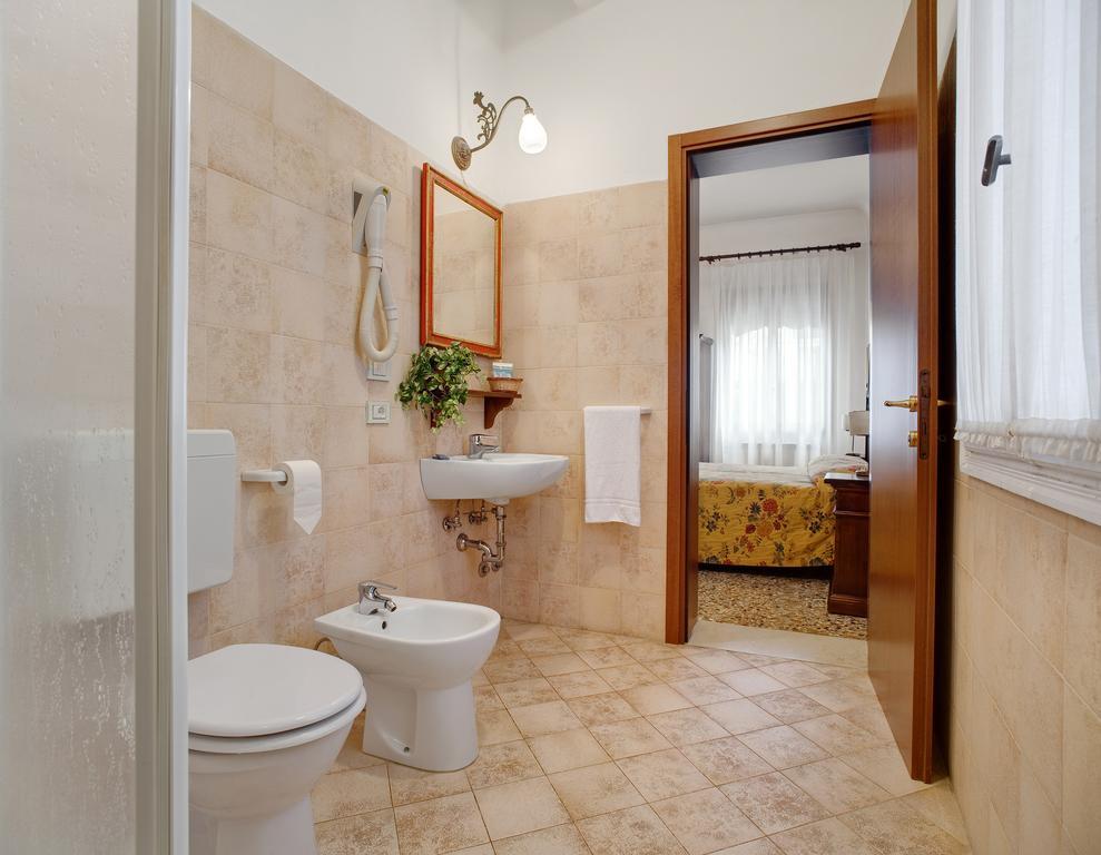 Bed and Breakfast Casa Rezzonico Venedig Exterior foto