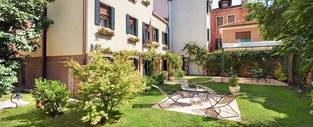 Bed and Breakfast Casa Rezzonico Venedig Exterior foto