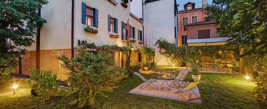 Bed and Breakfast Casa Rezzonico Venedig Exterior foto