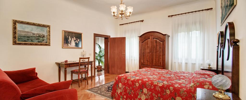 Bed and Breakfast Casa Rezzonico Venedig Exterior foto