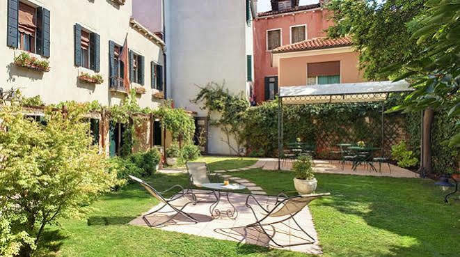 Bed and Breakfast Casa Rezzonico Venedig Exterior foto